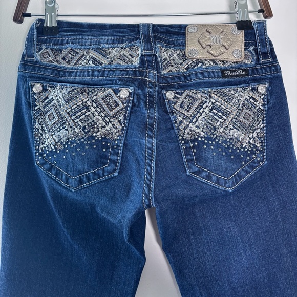 Miss Me Signature Boot Cut Low Rise Embroidered Embellished Pocket Blue Jeans 26 - Picture 5 of 8